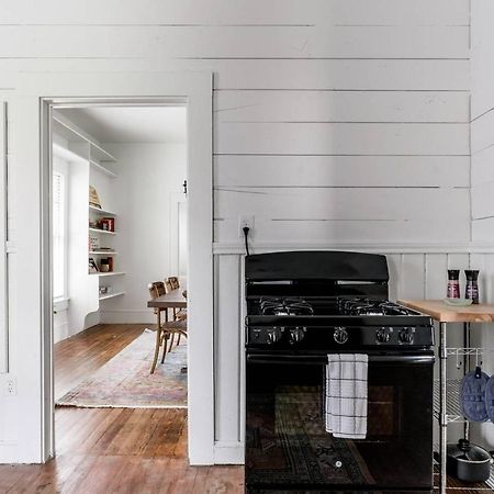 Restored 1930S Uptown Bungalow 2 Min. To Magnolia Waco Bagian luar foto