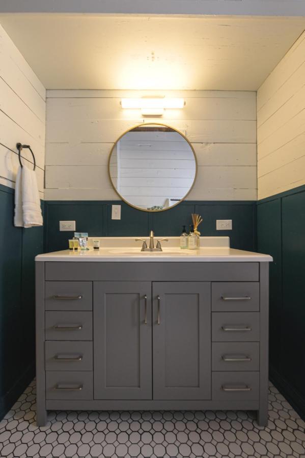 Restored 1930S Uptown Bungalow 2 Min. To Magnolia Waco Bagian luar foto
